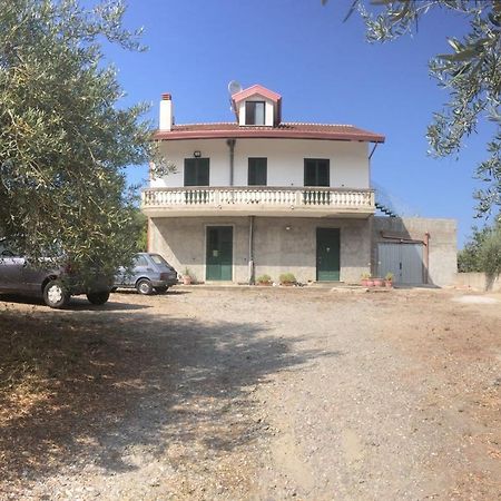 Casa Daniela Apartment Пати Екстериор снимка