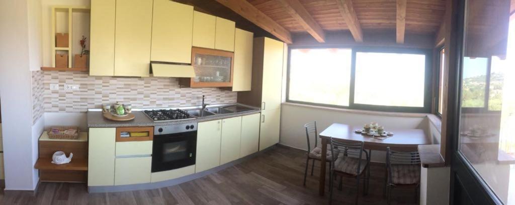 Casa Daniela Apartment Пати Екстериор снимка